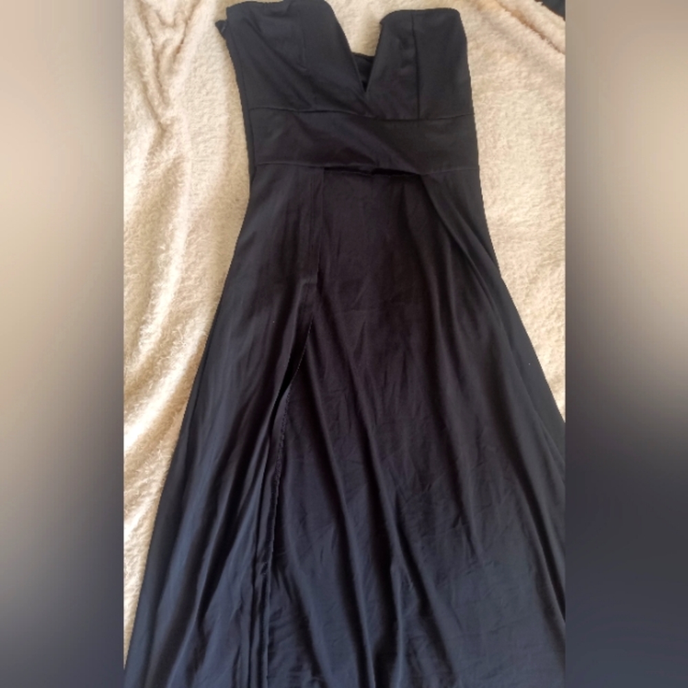 Black Strapless Top